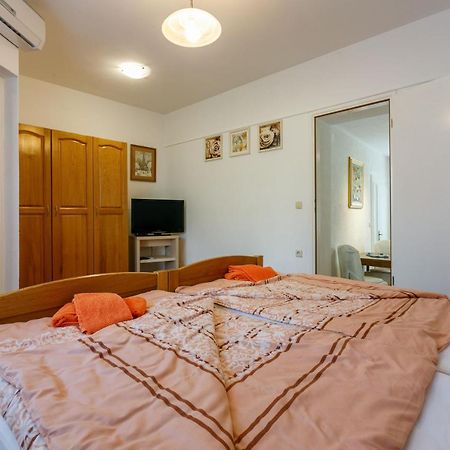 Apartments Villa 7 茨里克韦尼察 外观 照片