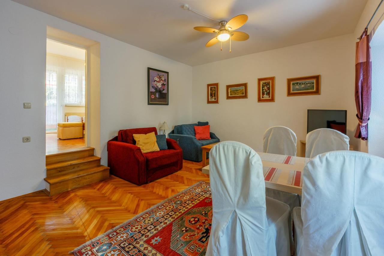 Apartments Villa 7 茨里克韦尼察 外观 照片