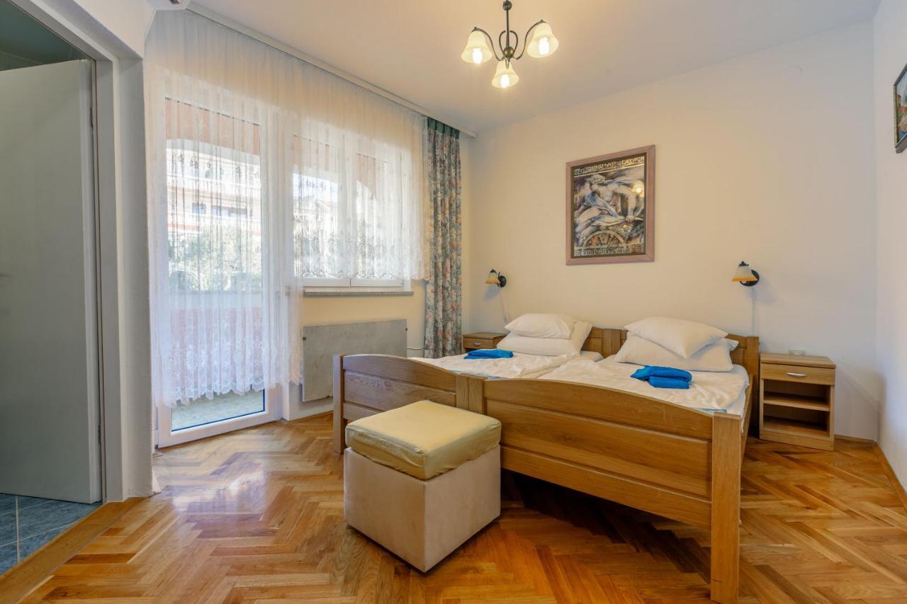 Apartments Villa 7 茨里克韦尼察 外观 照片