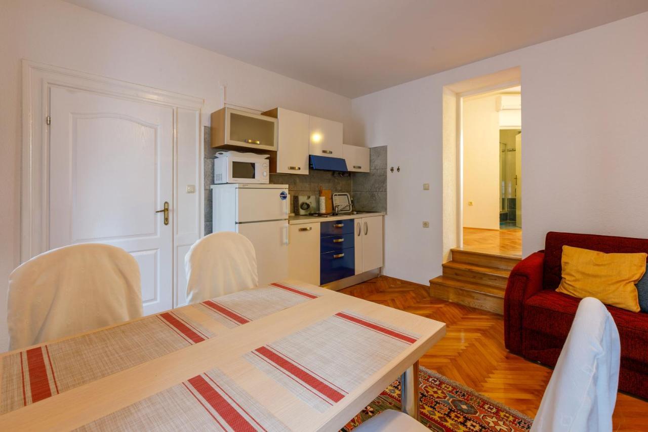 Apartments Villa 7 茨里克韦尼察 外观 照片